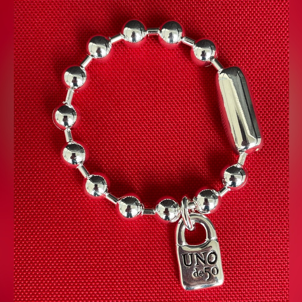 UNO de 50 Silver Beaded Bracelet with Lock Charm - Picture 3 of 16